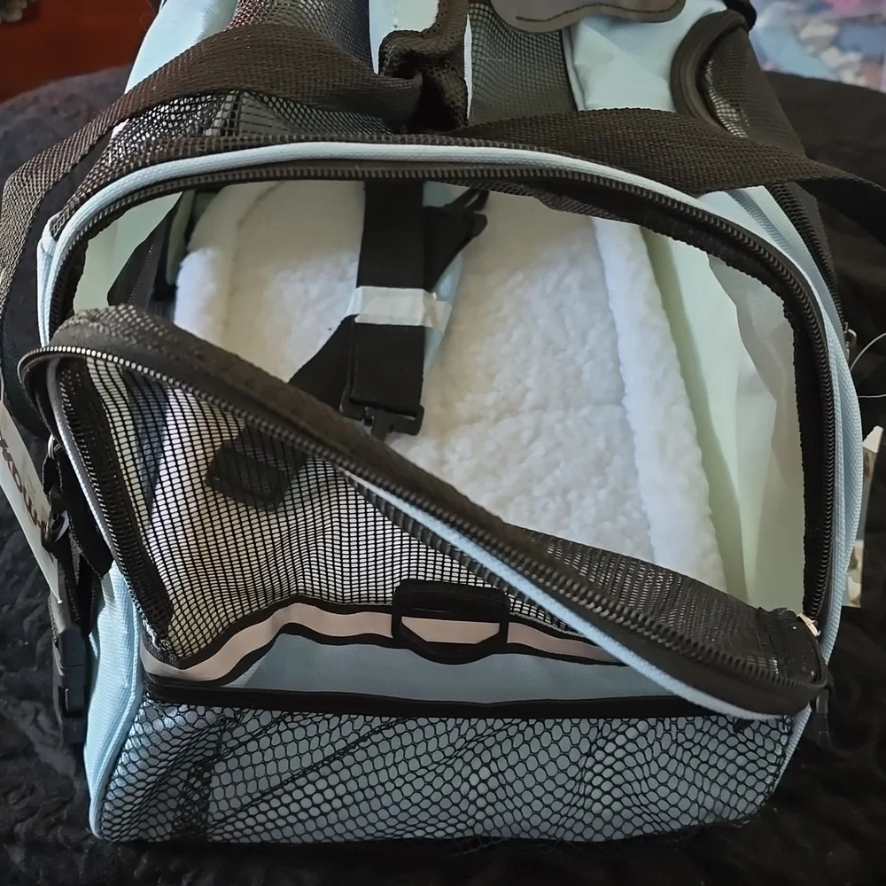 Collapsible Pet Carrier